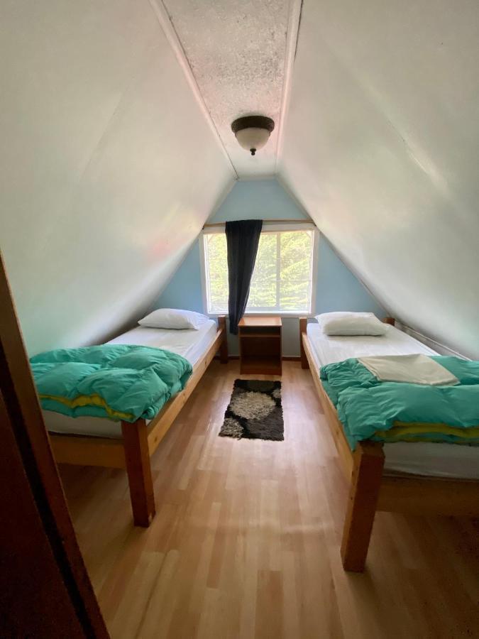 La Guapa Hostel ปูแอร์โตบารัส ภายนอก รูปภาพ