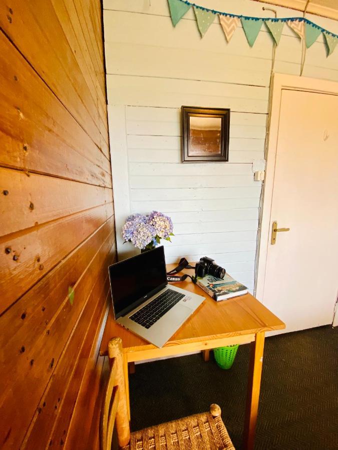 La Guapa Hostel ปูแอร์โตบารัส ภายนอก รูปภาพ
