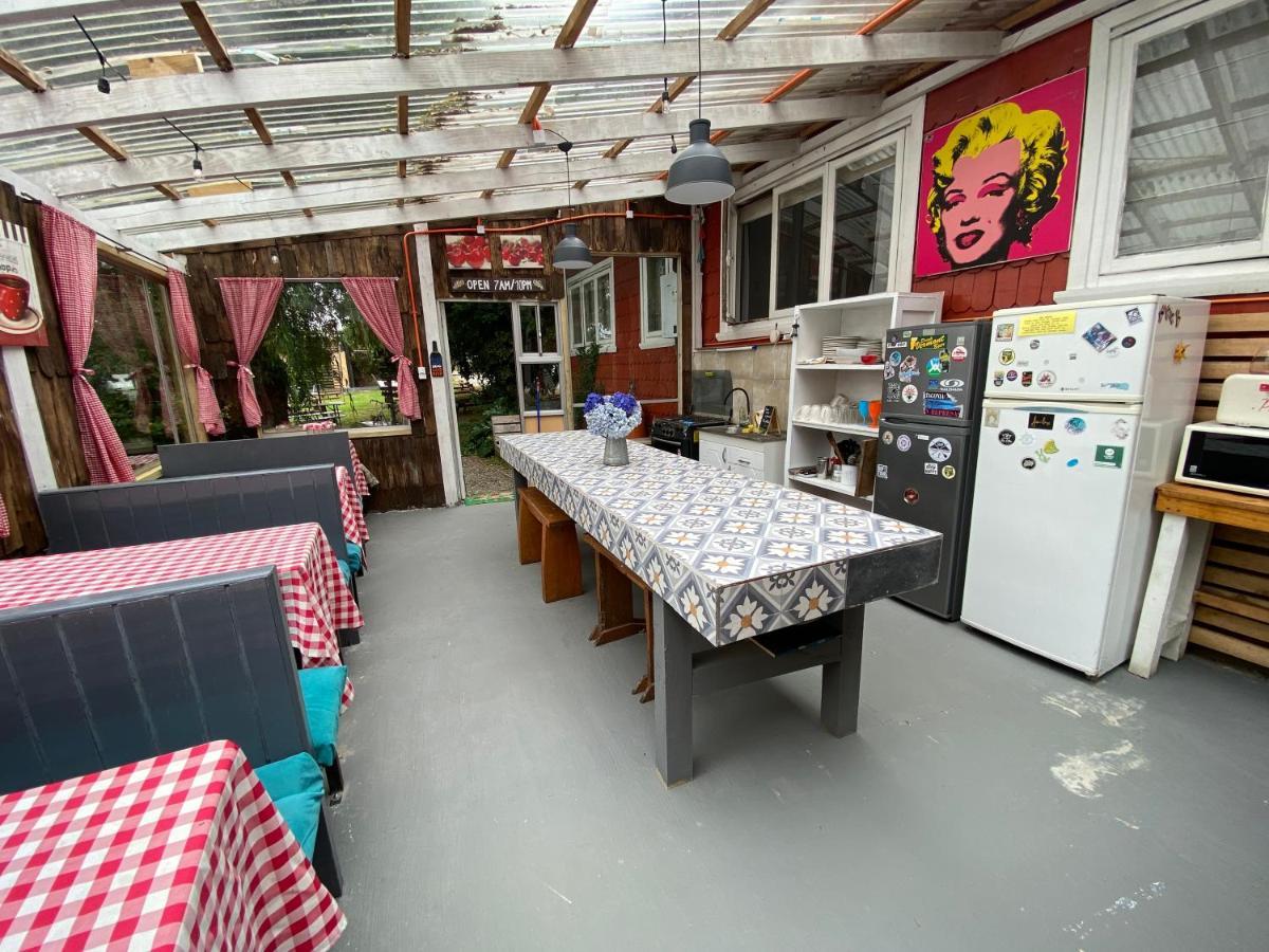 La Guapa Hostel ปูแอร์โตบารัส ภายนอก รูปภาพ