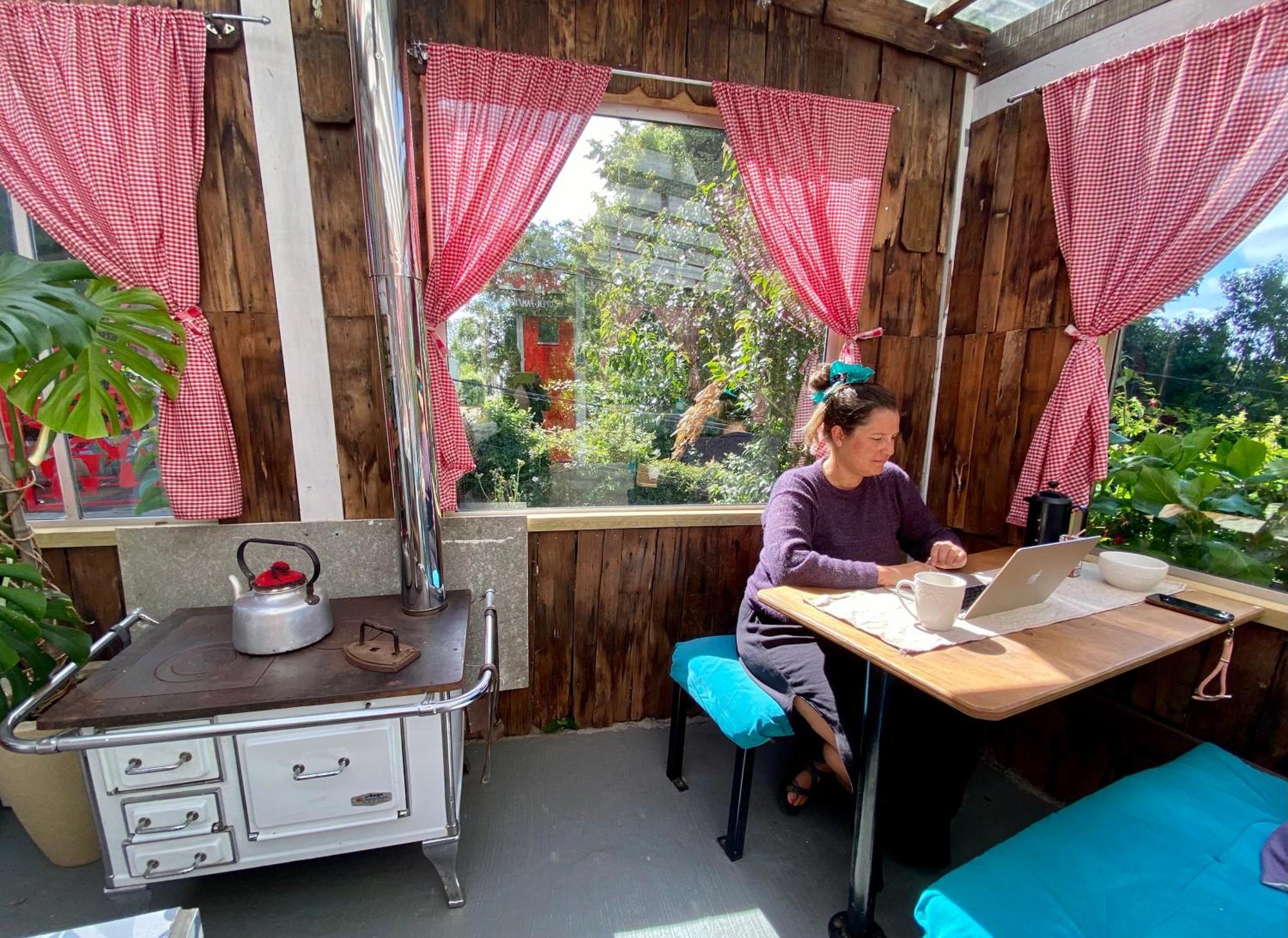 La Guapa Hostel ปูแอร์โตบารัส ภายนอก รูปภาพ