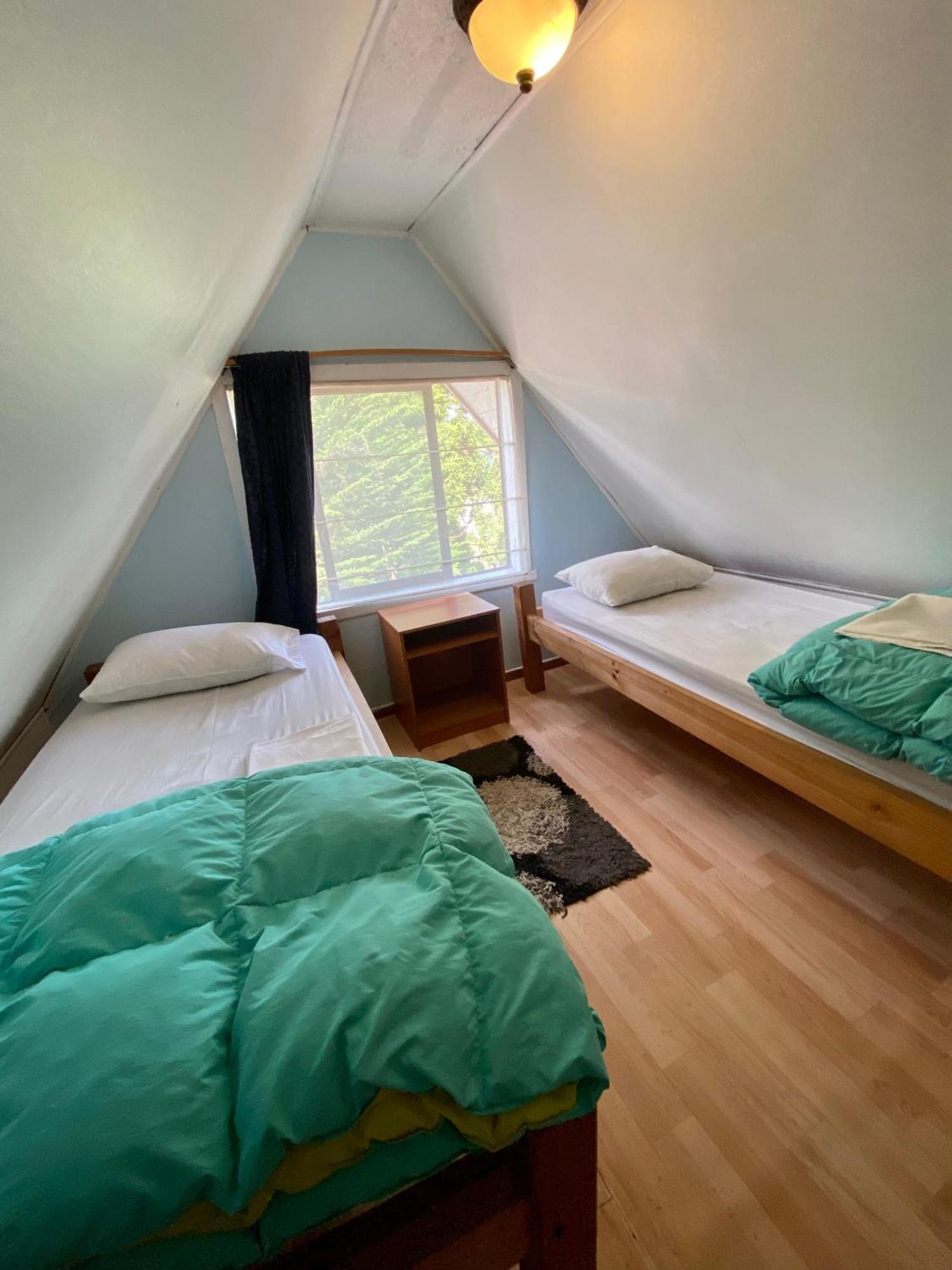 La Guapa Hostel ปูแอร์โตบารัส ภายนอก รูปภาพ