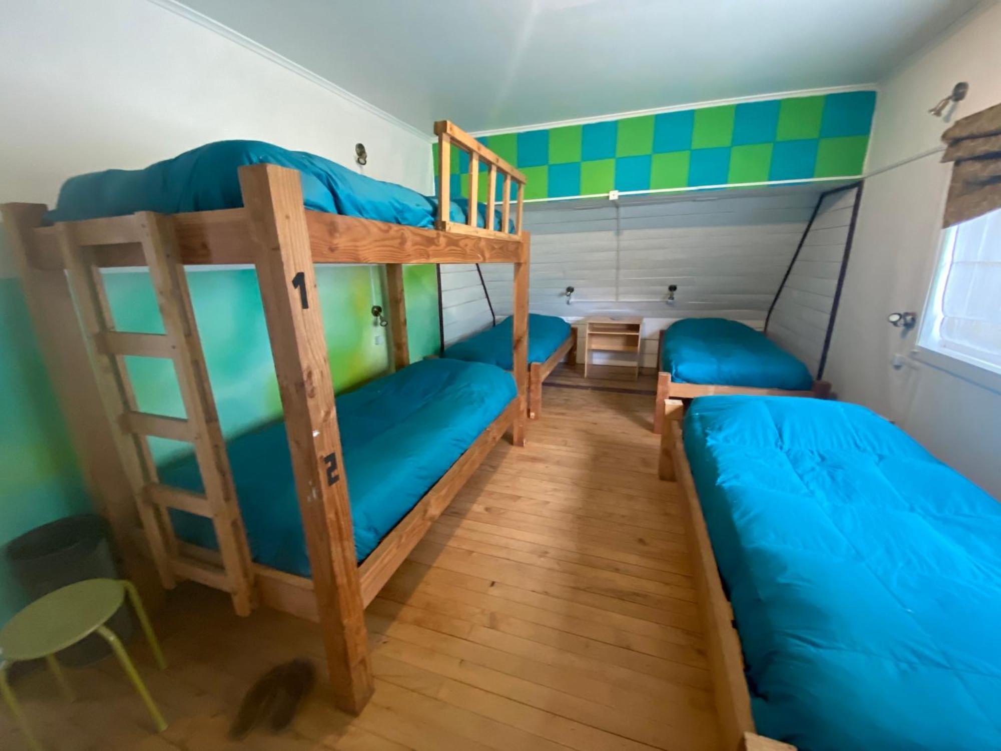 La Guapa Hostel ปูแอร์โตบารัส ภายนอก รูปภาพ
